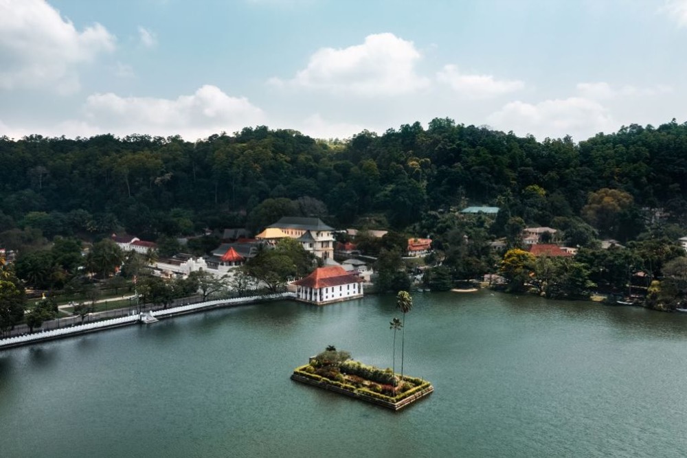 Kandy Lake and the Temple of the Sacred Tooth Relic